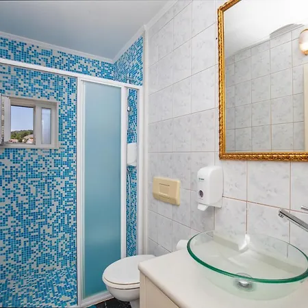 Apartmán Sea View Apartments & Rooms