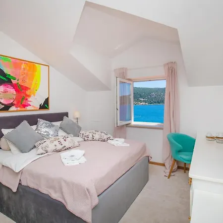 Sea View Apartments & Rooms Apartment *